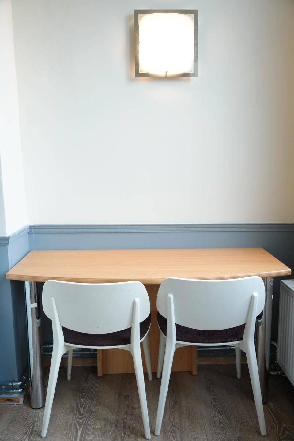 YOUR HOSTEL midi station Hostel in Saint-Gilles