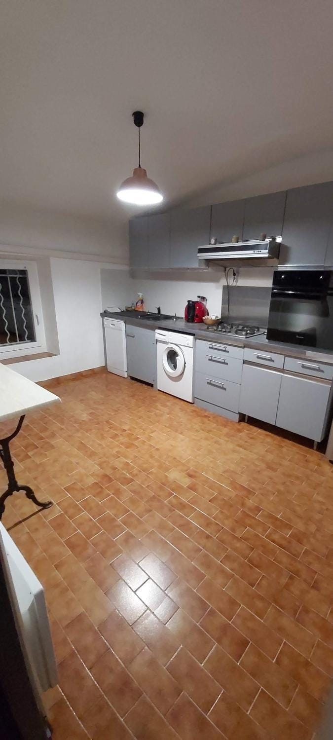 appartement de village 2nd étage Apartment in Malaucène