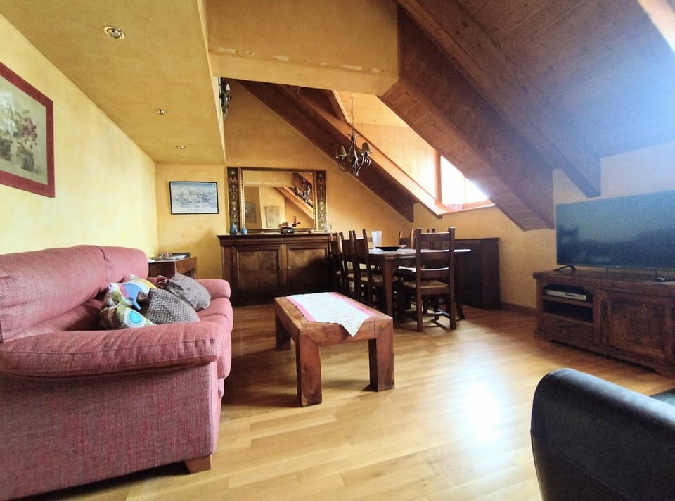 CHECK-IN CASAS Arasan Apartment in Benasque