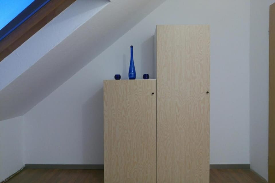 Bedroom, wardrobe