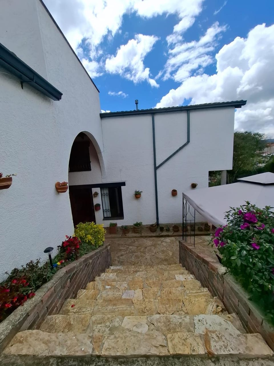 Property building, Day