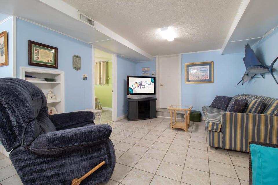 Folly Cottage Apartment in Folly Beach