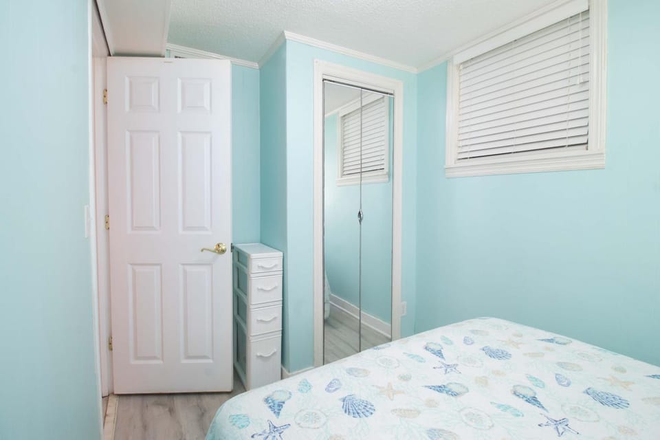 Folly Cottage Apartment in Folly Beach