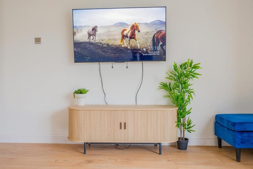 TV and multimedia, Living room
