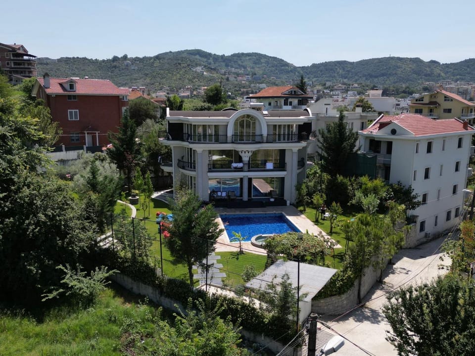 Villa Florence Villa in Tirana