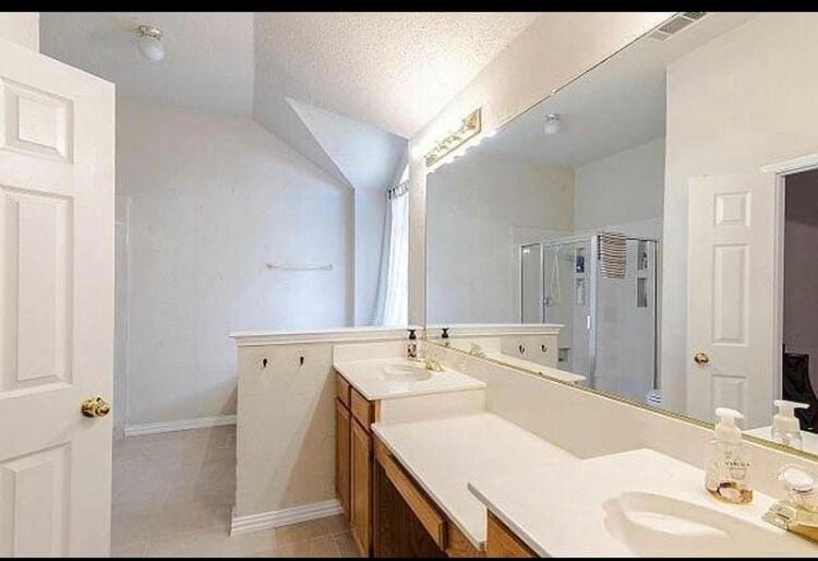 Comfy 3-Bedroom Home in Arlington House in Arlington
