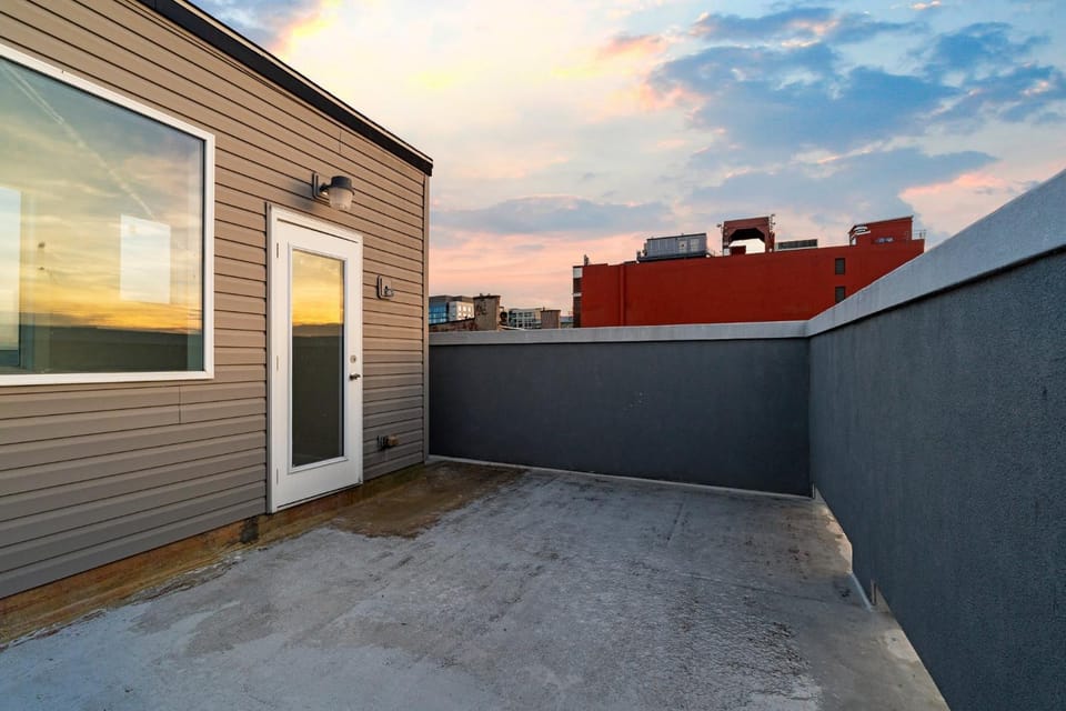 Property building, Day, Sunrise, Sunset