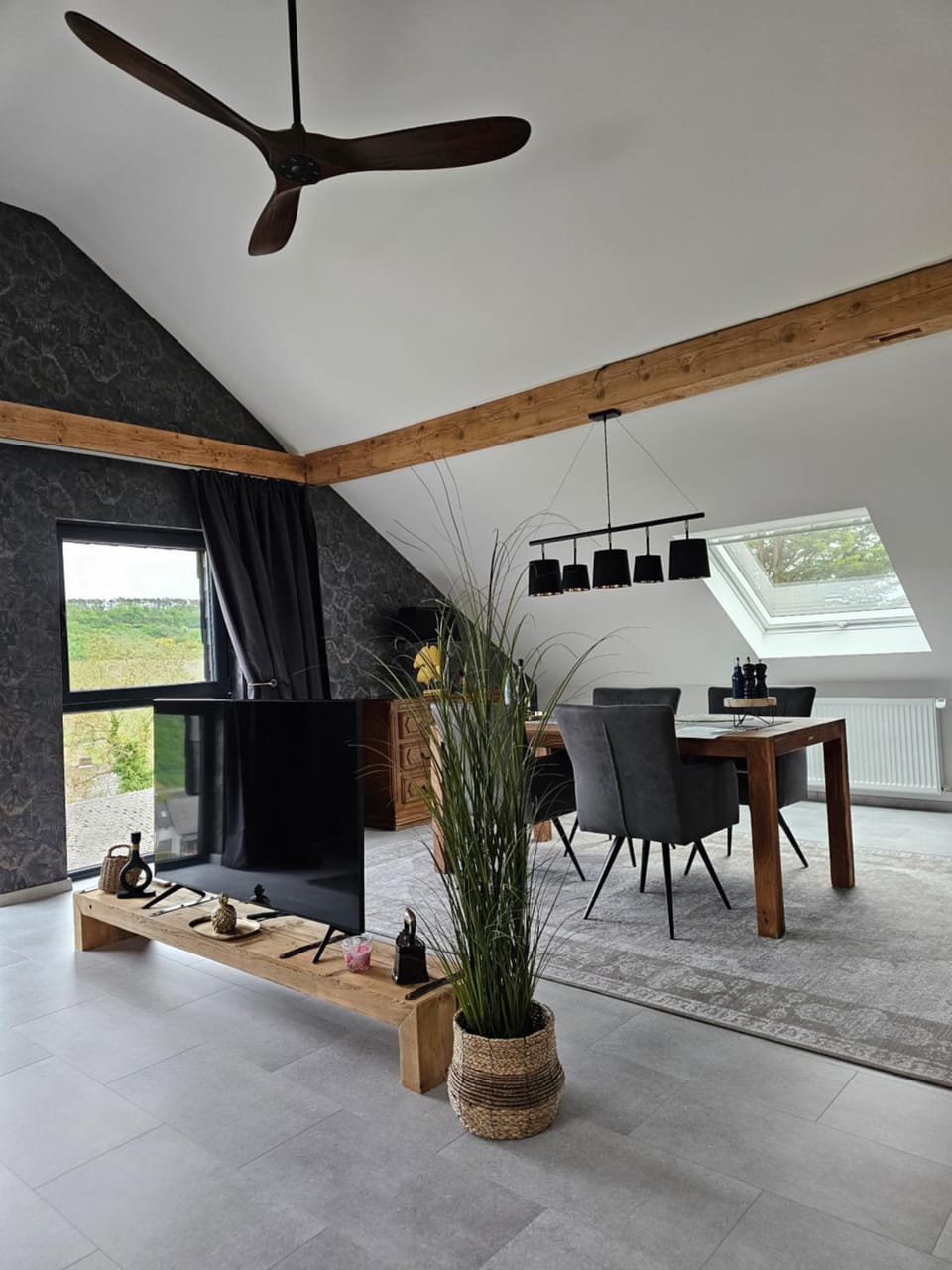 Idyllic Loft Kumani Ago - Villa Rizas Hills Apartment in Bernkastel-Kues