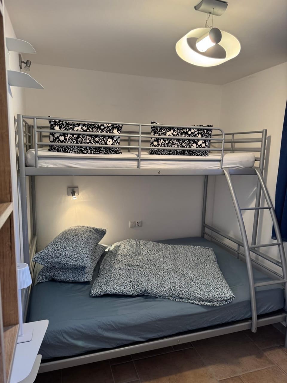 Bed, Photo of the whole room, Bedroom, bunk bed