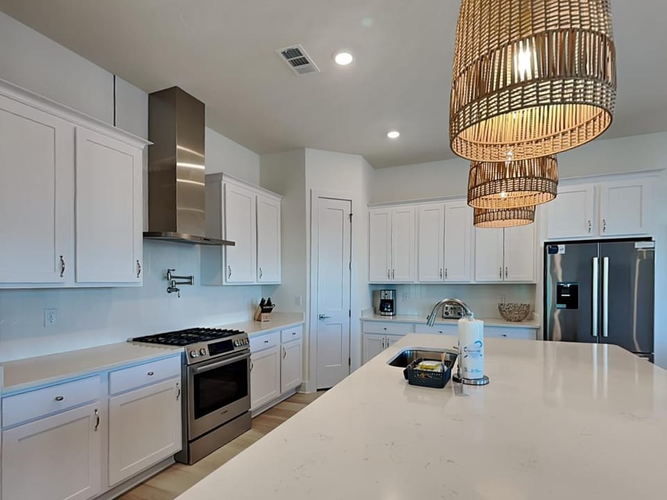 Yacht Harbor House House in Ono Island