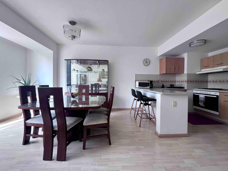 B106 - 2BDR - 2BTh, amazing location Apartment in Mexico City
