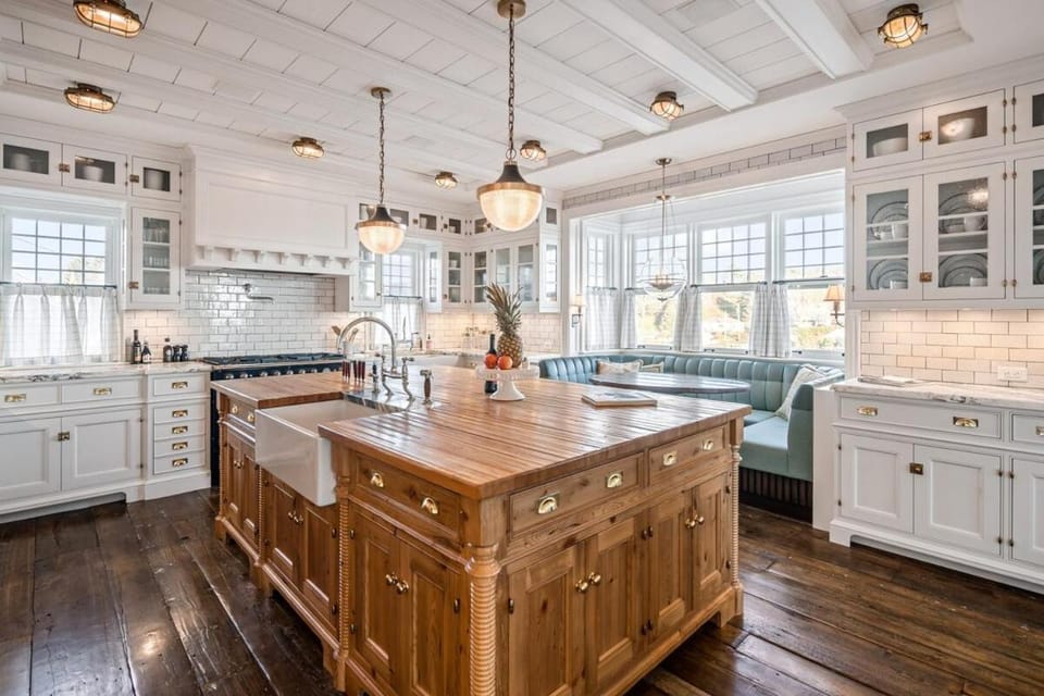 White Cottage Villa in Chester