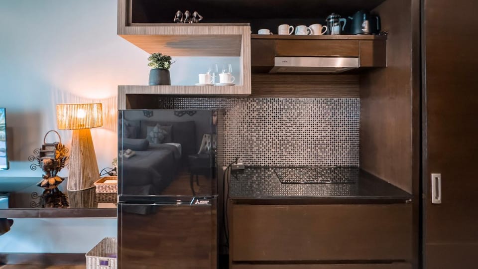 Cozy studio near Bangtao Beach Apartment in Choeng Thale
