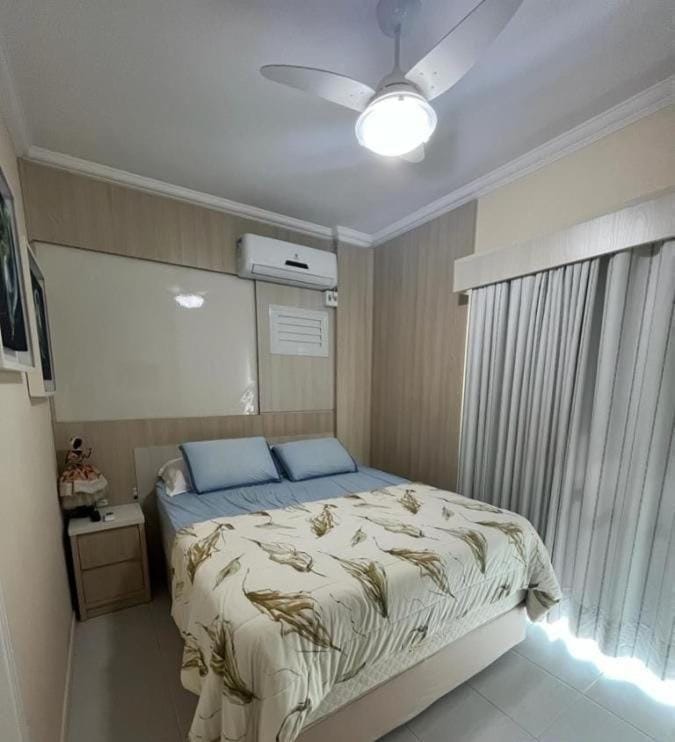 Bedroom, air conditioner