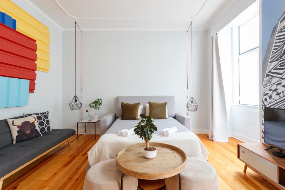 Bed, Decorative detail, Decorative detail, Bedroom