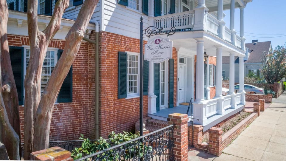 Downtown Natchez Elegant 1835 Antebellum House Villa in Natchez