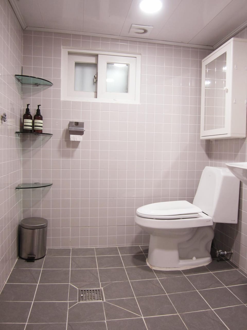 Toilet, Bathroom