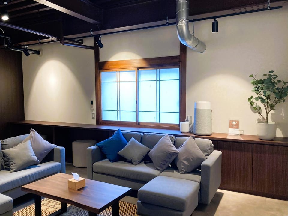 Living room, Photo of the whole room, Dining area