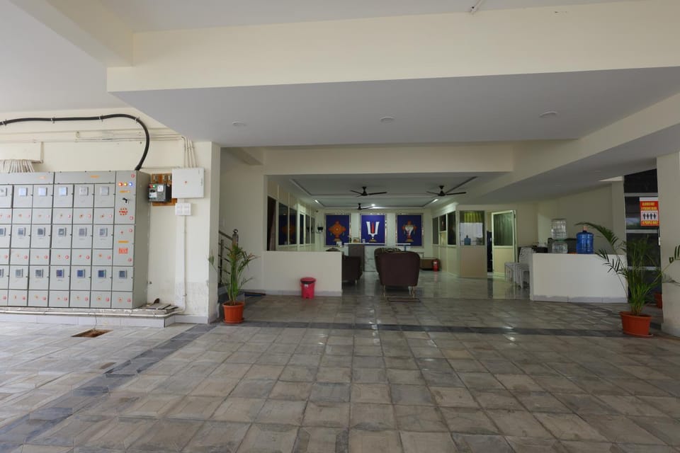 Lobby or reception, Parking
