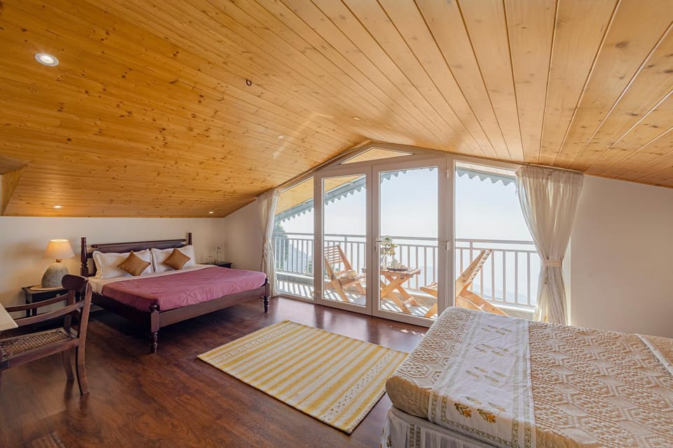 ELIVAAS Ivory Ridge 9 BHK Cliffside Villa with Picturesque View Villa in Himachal Pradesh