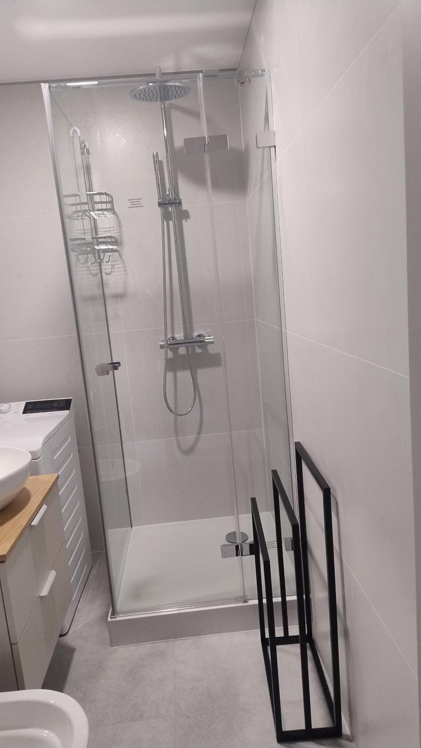 Shower, Bathroom