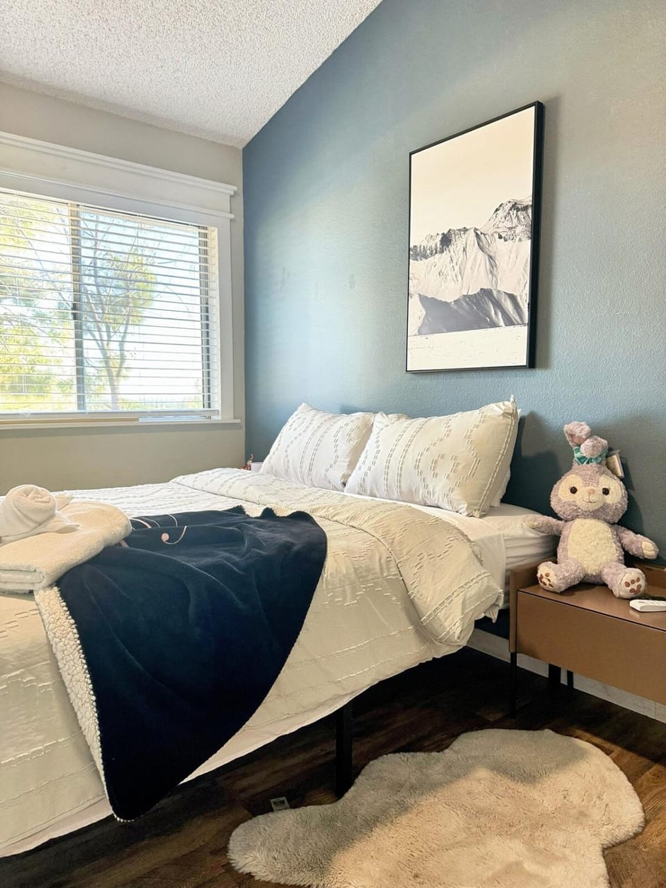 Modern & Spacious Family and Friend 4B3B House House in Moreno Valley