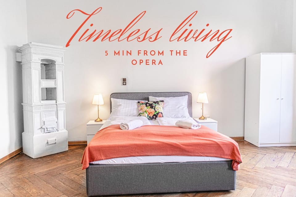 Bed, Bedroom, towels, wardrobe