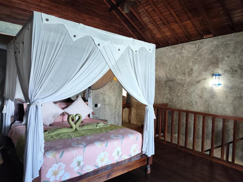 AngiLou Villa Beachfront Villa in Karangasem Regency