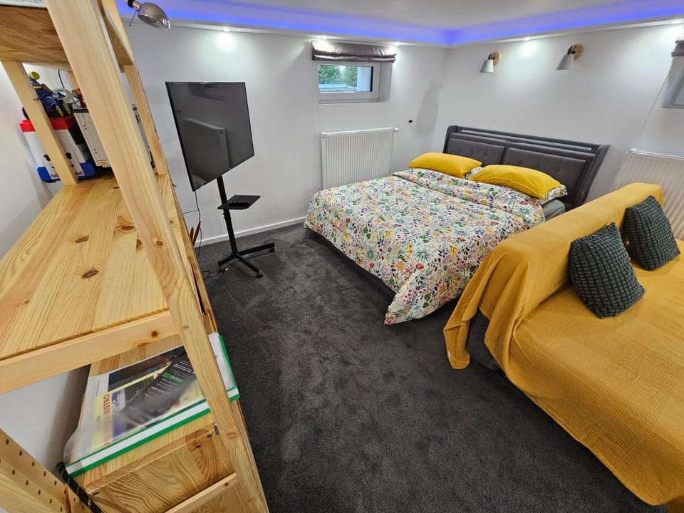 Orscholz apt with free parking & garden & bicycle storage Apartment in Saarland, 66, Germany