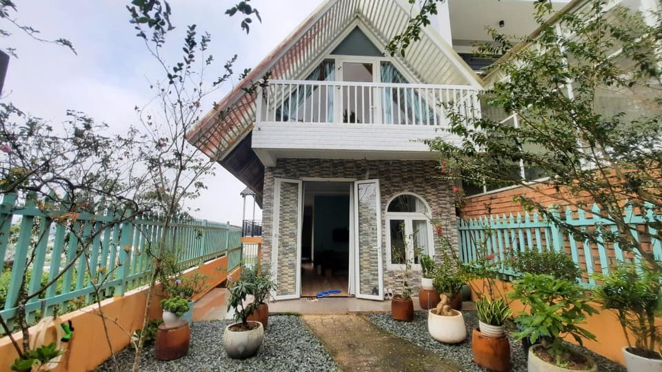 Property building, Patio