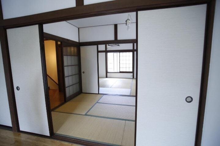 Yanesen Traditional Nagaya house Apartment in Japan