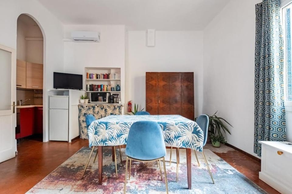 Central Penthouse G Reni Apartment in Bologna