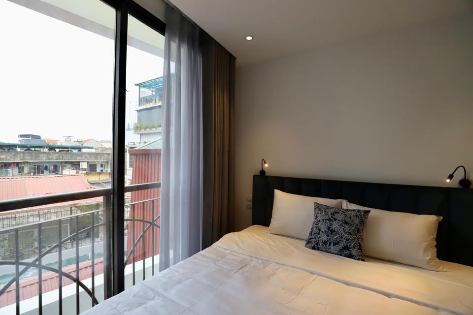 Bed, View (from property/room), Balcony/Terrace, Photo of the whole room, Bedroom