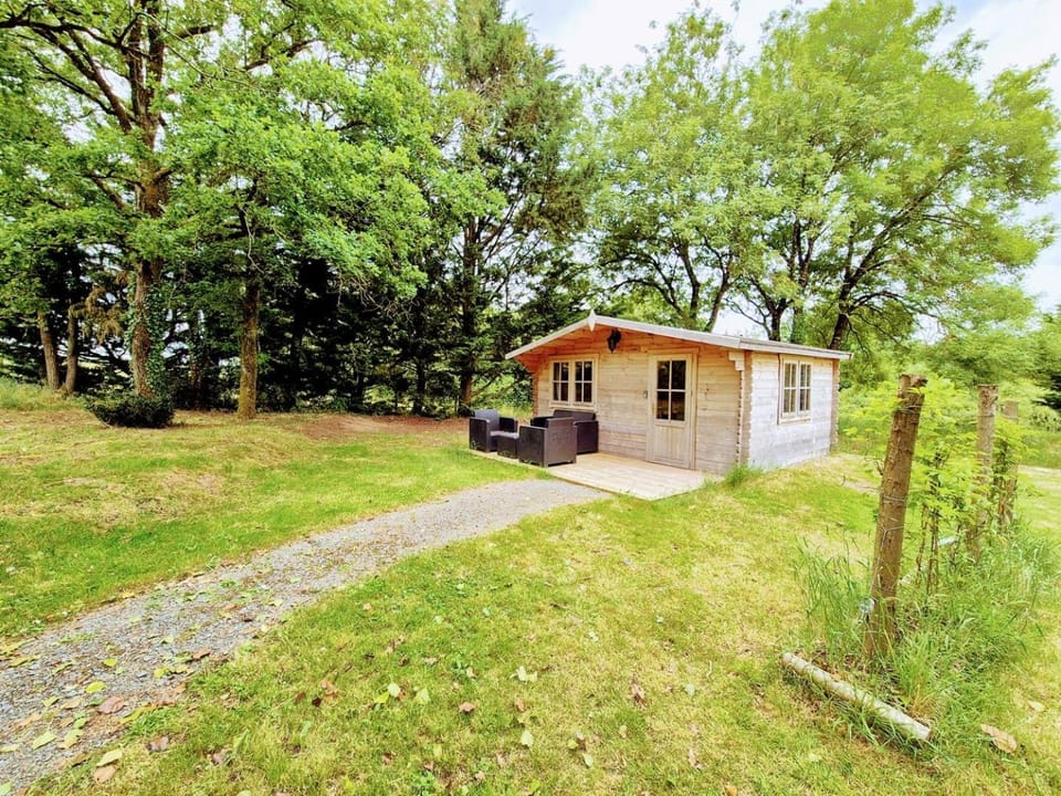 Chalet L'Evasion Rochetrejoux proche Puy Du Fou Chalet in Pays de la Loire