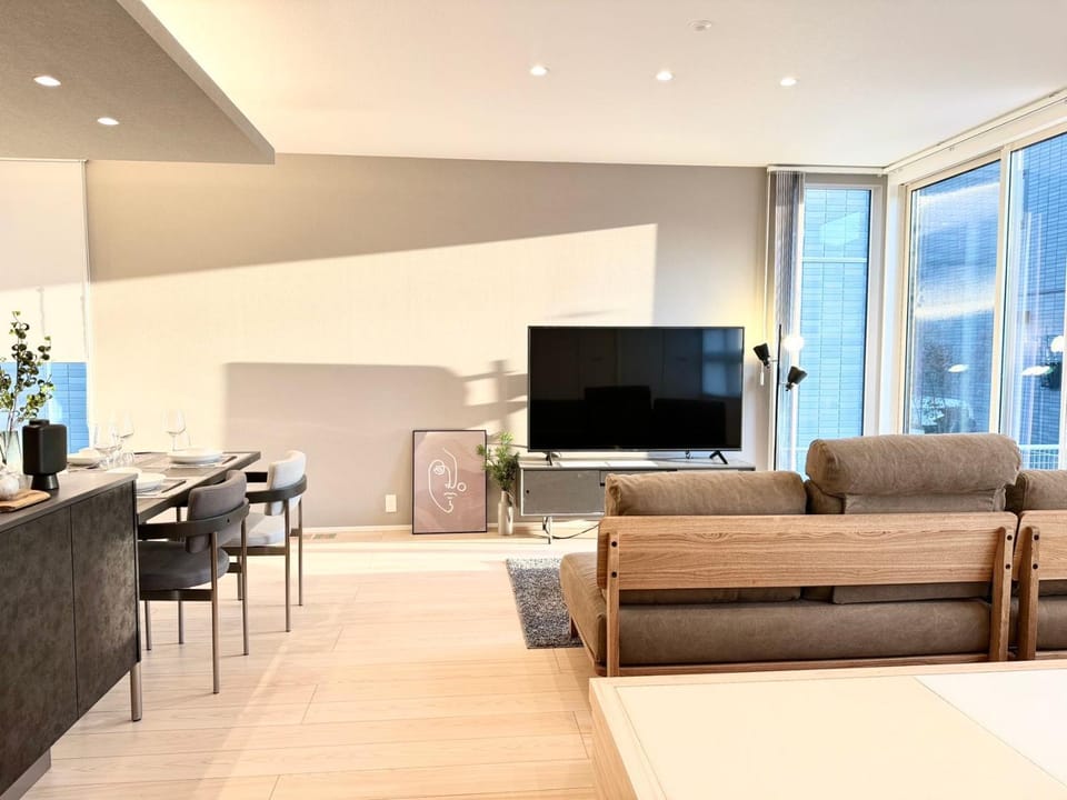 TV and multimedia, Living room, Seating area