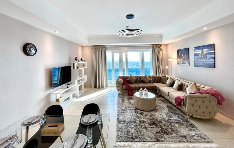 Homes 2 Retreat - Luxury & Spacious 1BR with Balcony in Business Bay Apartment in Dubai