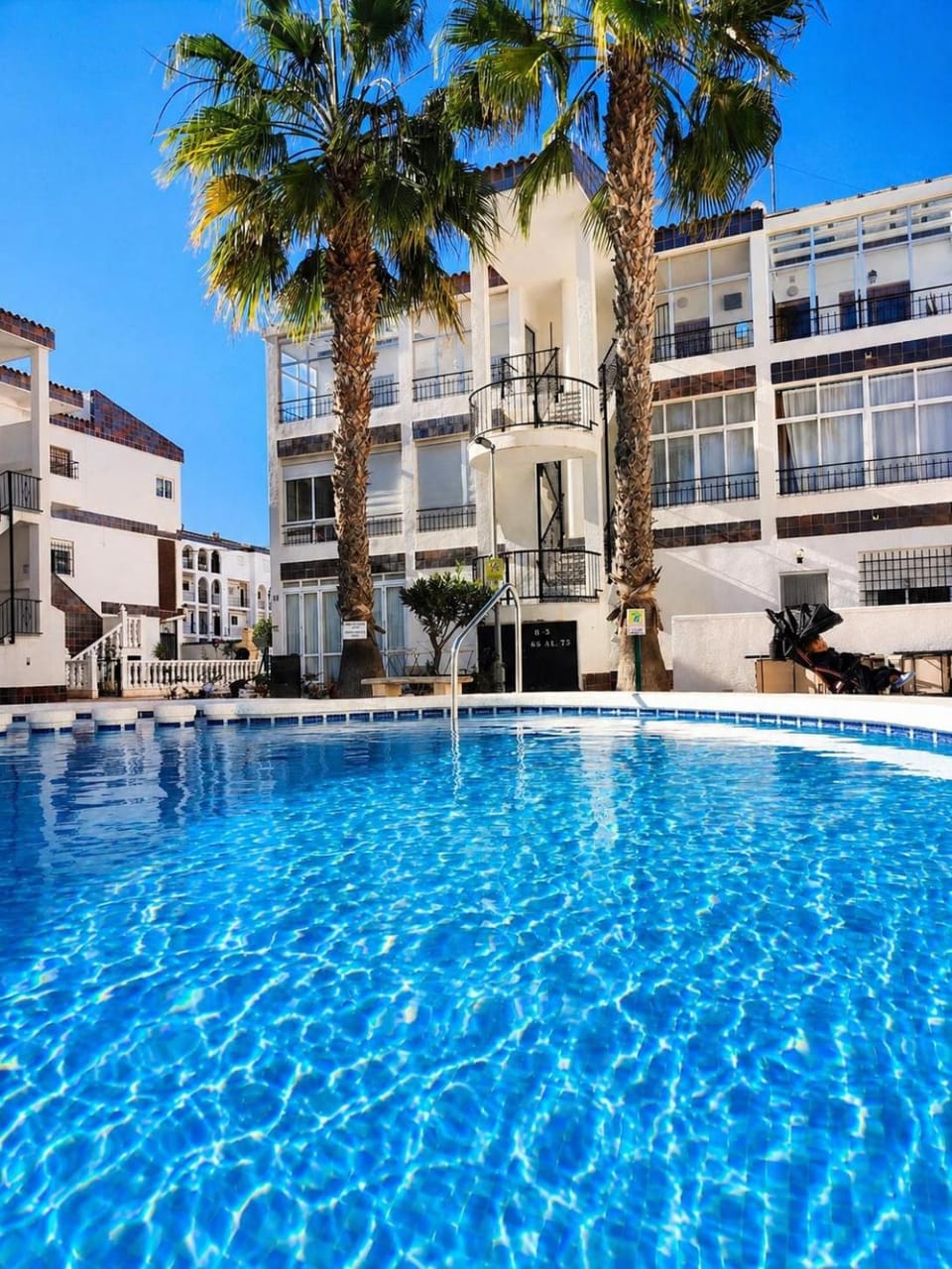 Property building, Swimming pool