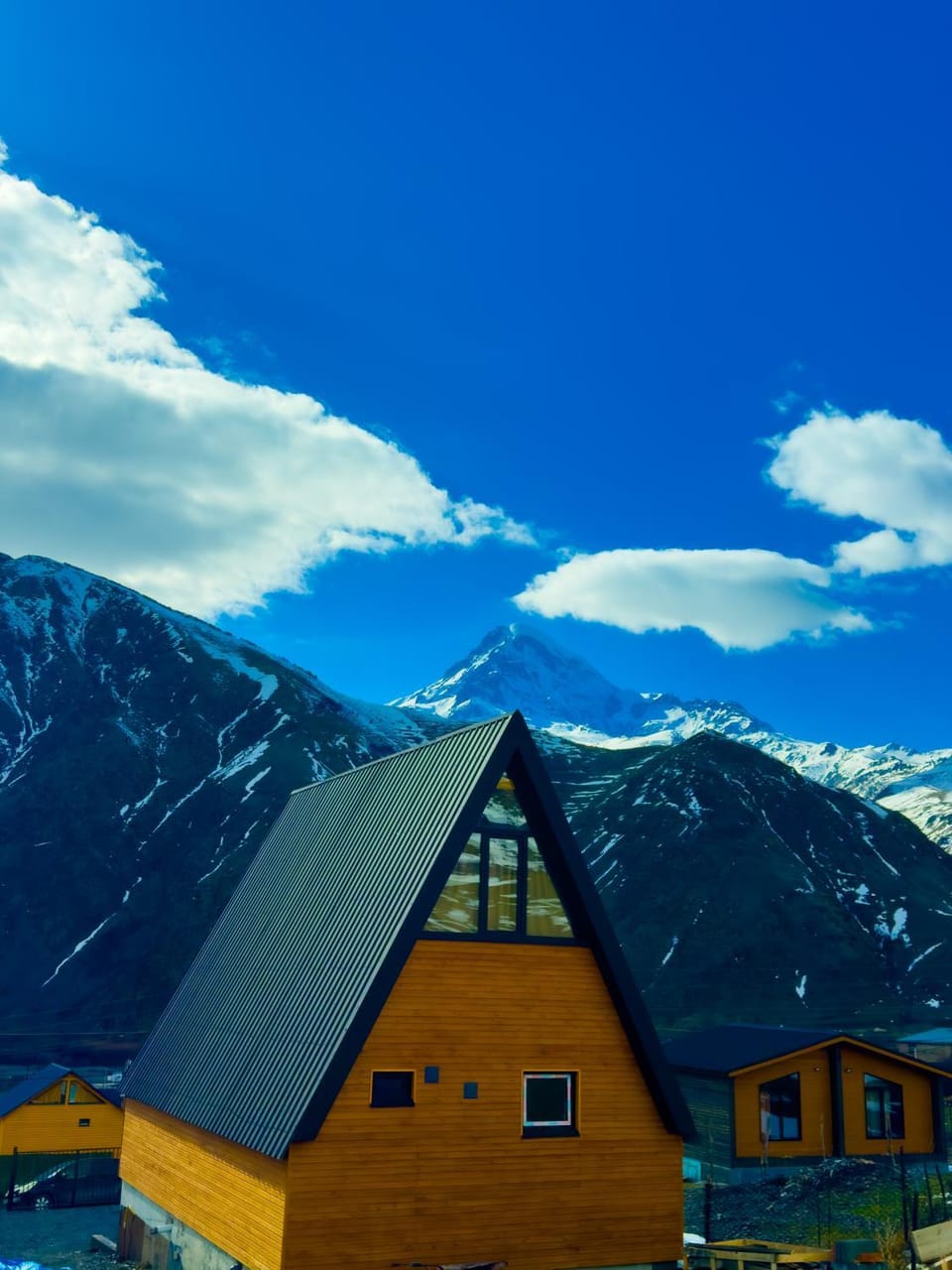 Property building, Natural landscape, Mountain view