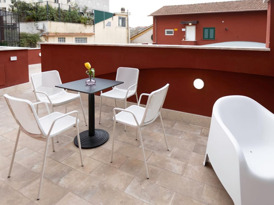 Patio, Day, Balcony/Terrace