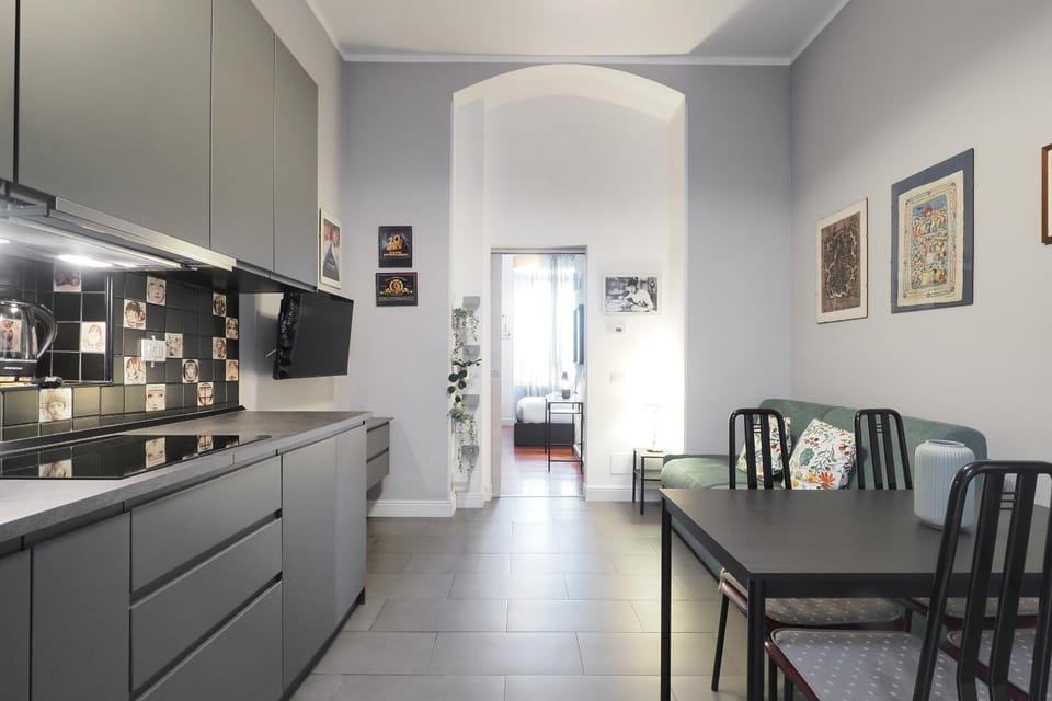 Kitchen or kitchenette, Living room, Dining area, oven, stove