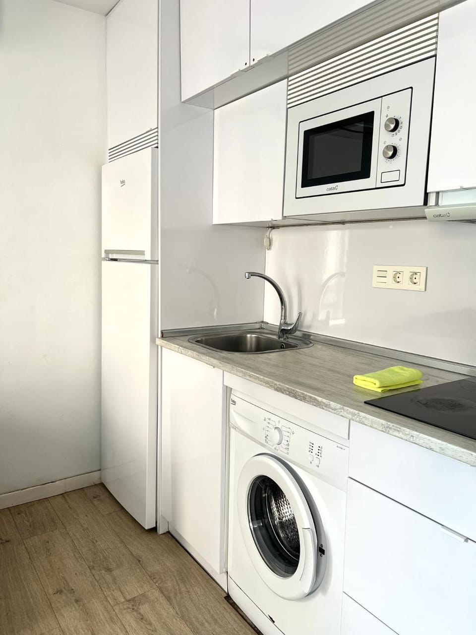microwave, washing machine, kitchen