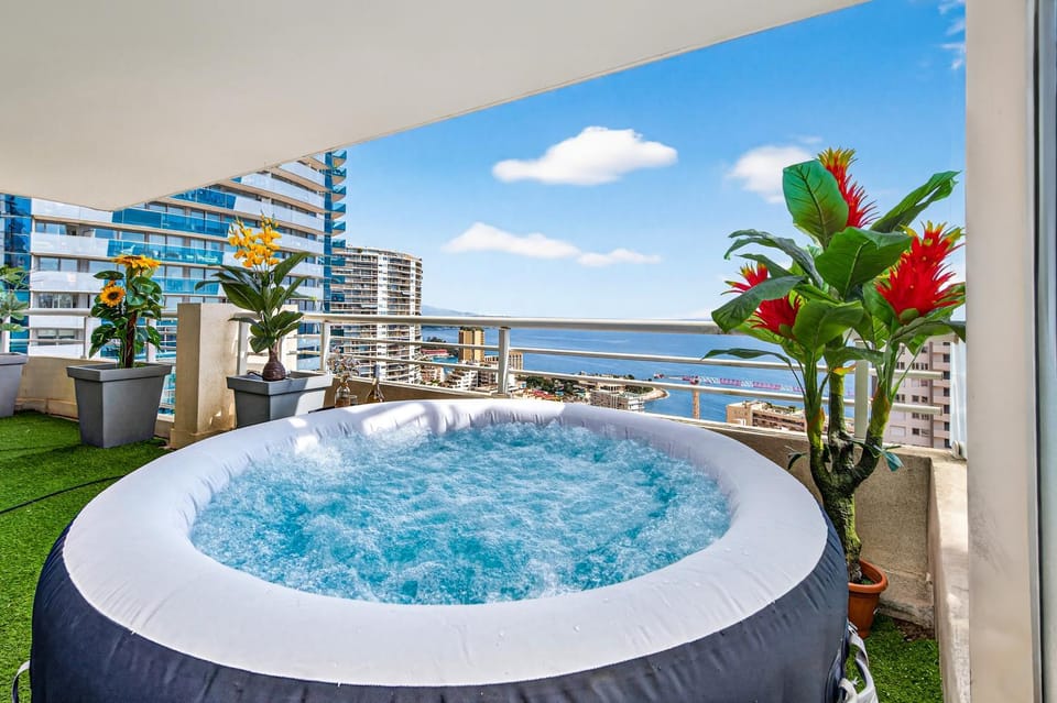 Patio, Natural landscape, Hot Tub, View (from property/room), Balcony/Terrace, Sea view
