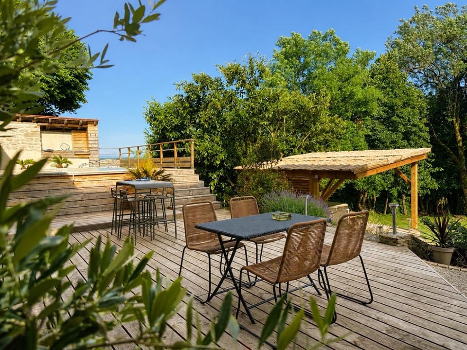 Villa HARMONIE Villa in Auvergne-Rhône-Alpes