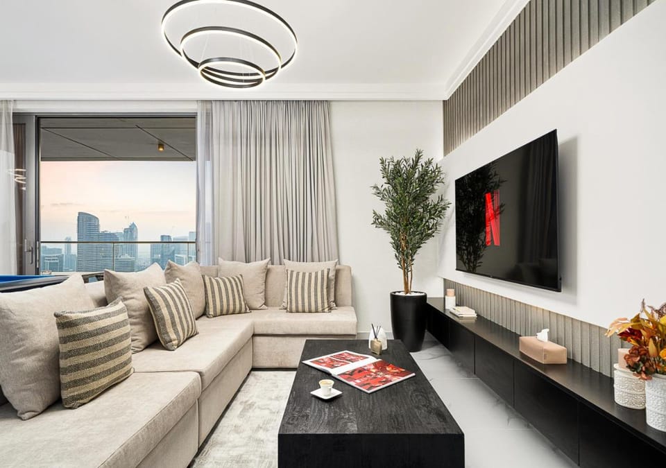 Communal lounge/ TV room, TV and multimedia, Living room