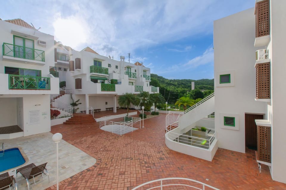 Triplex com Piscina a 450m da Praia DZ0633 Apartment in Florianopolis