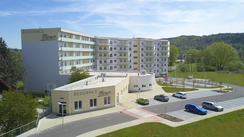 Property building, Neighbourhood, Street view, Parking