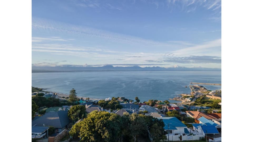 Ocean view Luxury 2 Bedroom Apartment Apartment in Western Cape