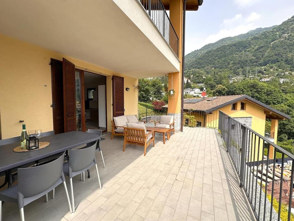 Like Heaven Argegno Pool & Lake View Apartment in Canton of Ticino