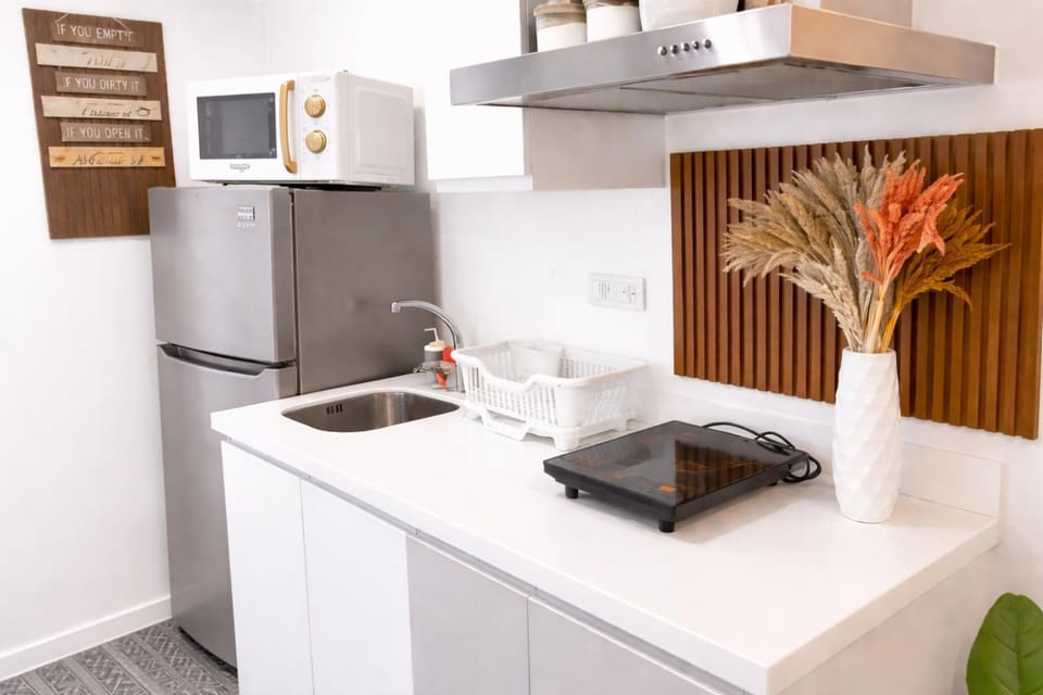 Kitchen or kitchenette, stove