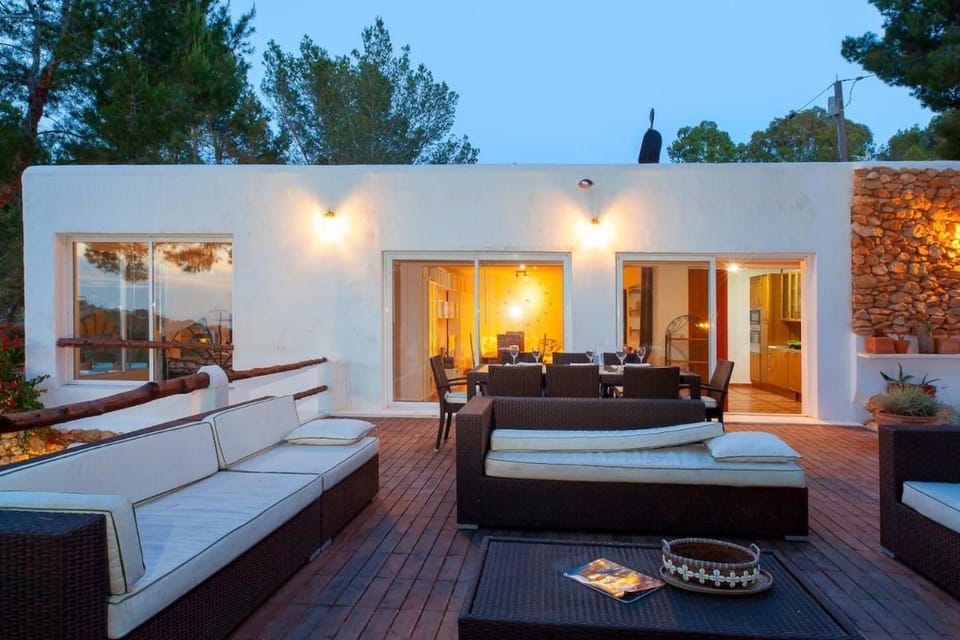 Patio, Night, Garden, View (from property/room), Balcony/Terrace, Living room, Garden view